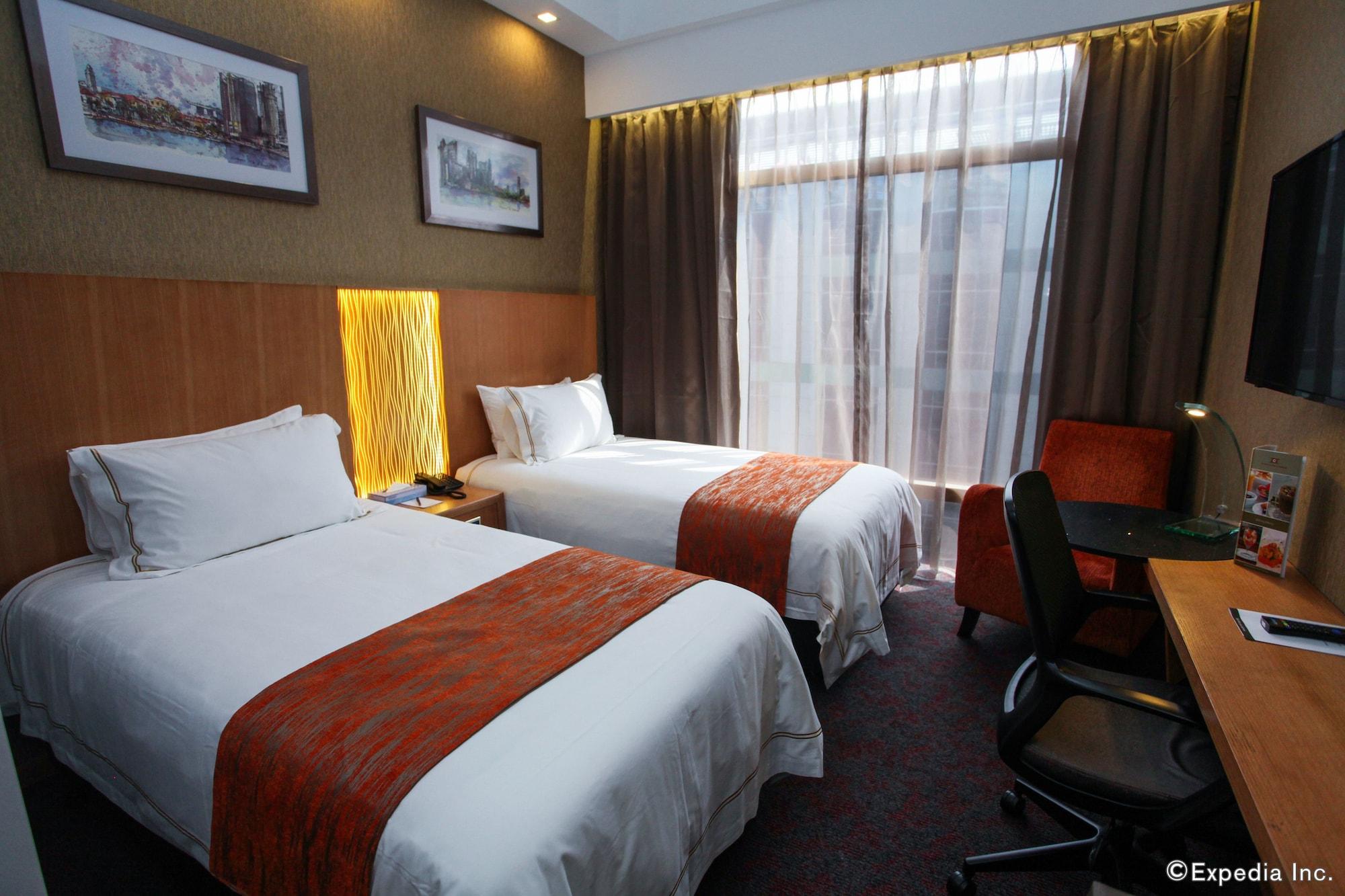 Grand Khách sạn 4*