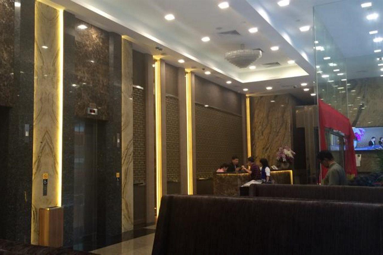 Khách sạn Grand 4*